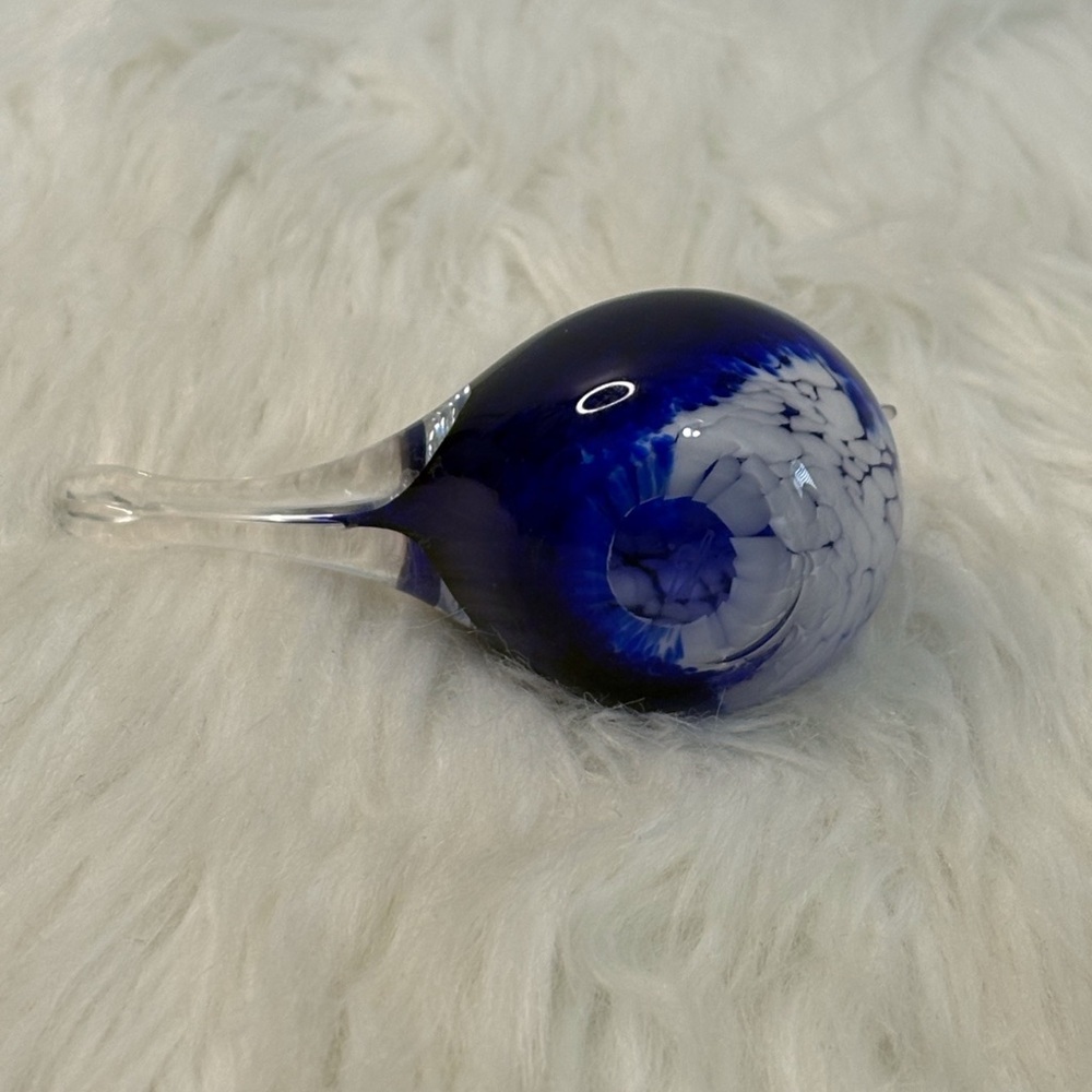 (186)Source Unknown Cobalt Blue and Clear Glass Bird Figurine - Picture 3 of 5